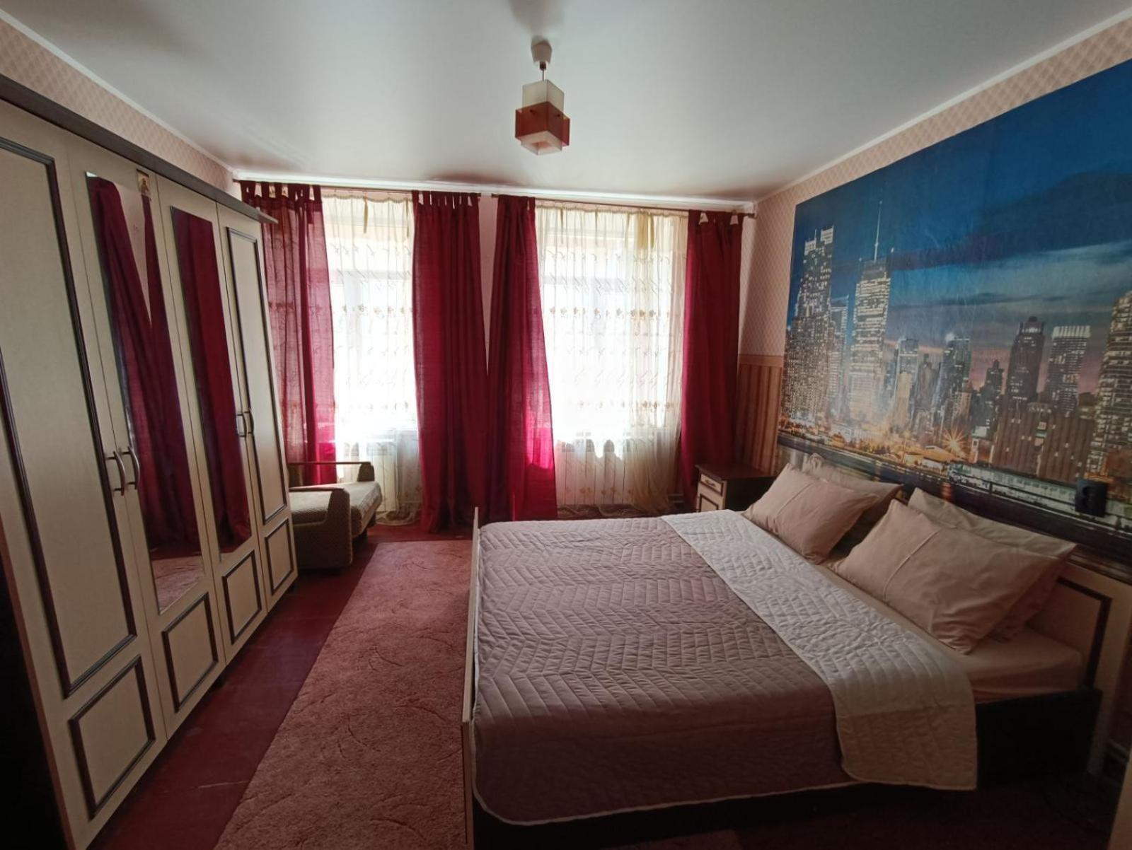 Apartament трехкомнатная улица большая морская 57 Mikołajów